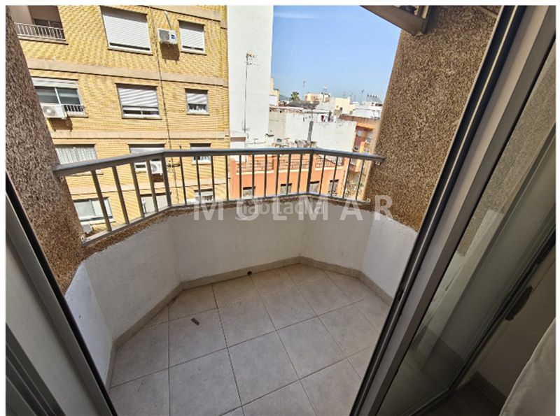 Foto cca74c7d-a0e0-4769-8a32-f1c182d9db5f. Piso en Onda