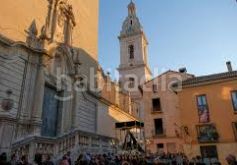 Foto b865e1c2-afc6-4ed6-83f8-e334bf624581. Edificio in Xàtiva