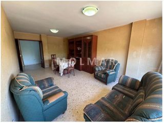Flat in Llombai