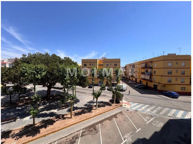 Foto 0df2b717-7b37-4e1d-906e-4d10b5f35514. Pis a Llombai Burriana