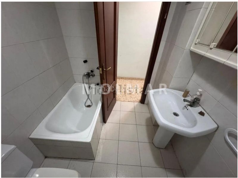 Foto 5f879601-1669-4f28-a498-37bfe2552eb9. Pis a Llombai Burriana