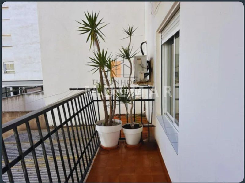 Foto aab5c0ba-ade5-481f-bd4e-633103a8c857. Pis a Llombai Burriana