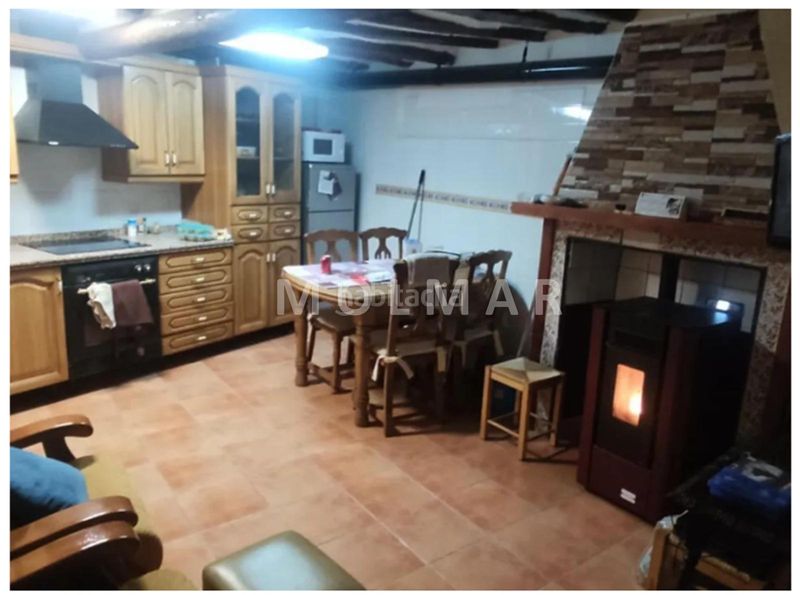 Foto df1a5396-02d4-4626-aa72-2de0b7745f2c. Casa a Albocàsser