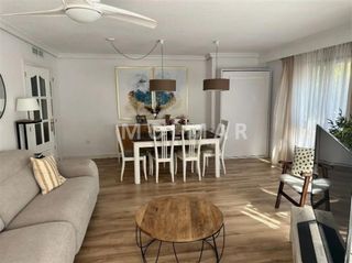 Flat  Plaça de la rosa dels vents