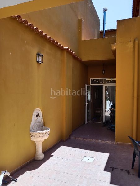 Foto 0dd276fb-c5fb-4e55-9538-4d7f180e410b. Casa amb aparcament a Sollana