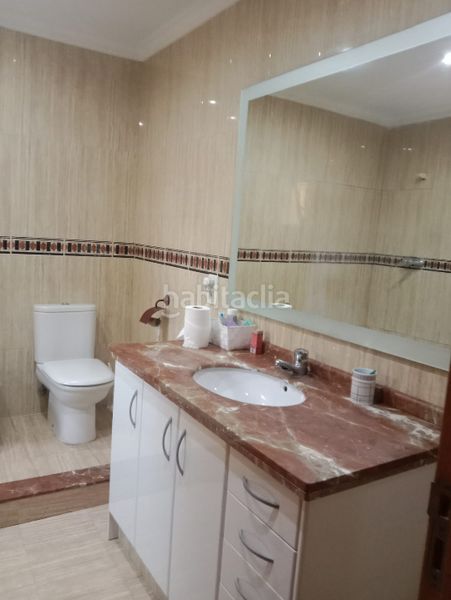 Foto 8bce38f9-ab33-47ef-b380-42f78cb1c9aa. Casa amb aparcament a Sollana