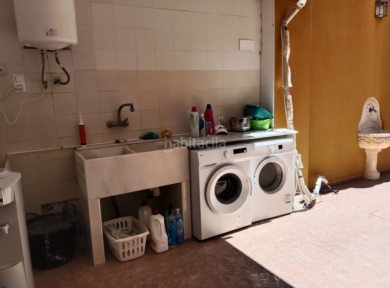 Foto adf15070-7a7e-48c3-9946-47aafbcede77. Casa amb aparcament a Sollana