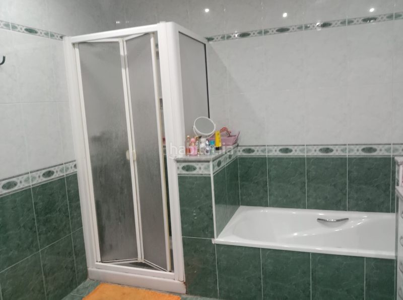 Foto b1d78827-82b2-4f83-8d27-b7d9af480ae3. Casa amb aparcament a Sollana