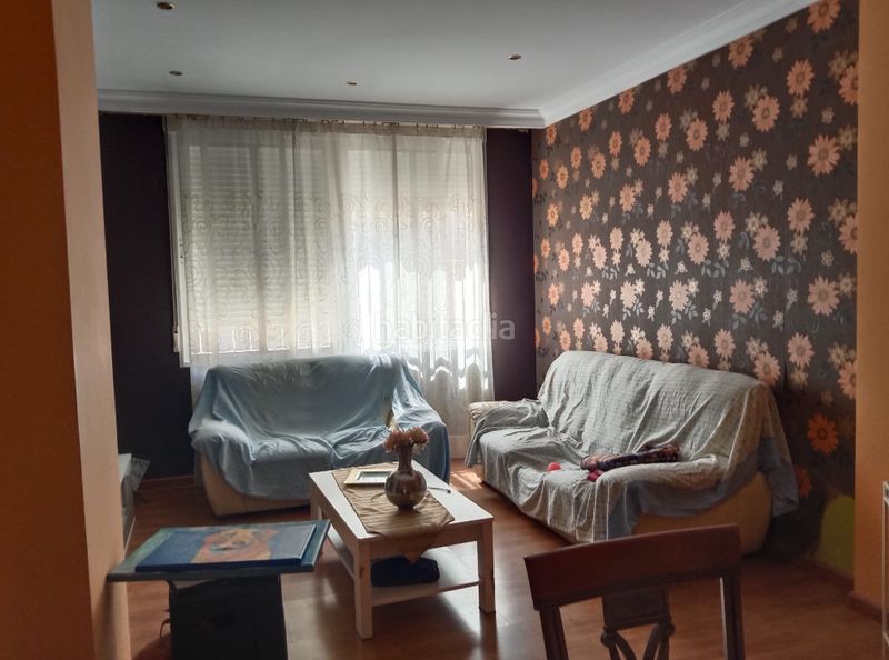 Foto b8043b72-529c-46a3-a6dc-e80b72867fed. Casa amb aparcament a Sollana