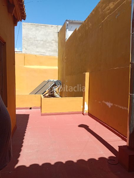Foto e5c817eb-27ff-477e-bee0-4e7d374681b1. Casa amb aparcament a Sollana