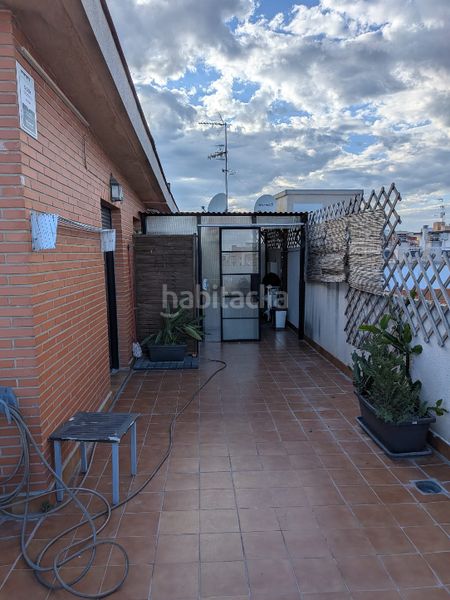 Foto f9bebe04-ccd5-40e1-9287-4760e8d0d7b4. Àtic amb aparcament a Avenida de Abril-9 de Octubre Sagunt