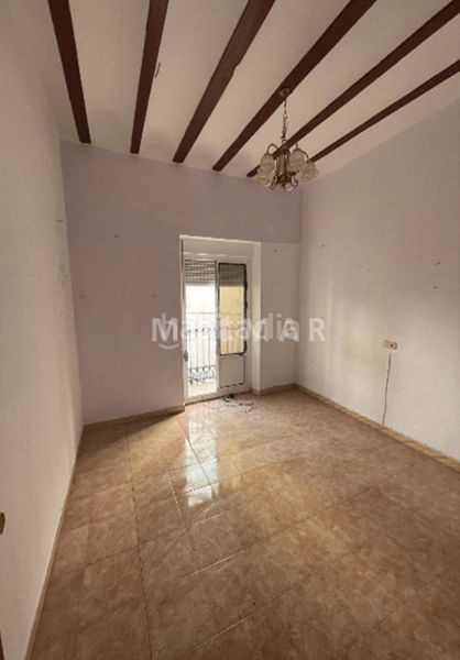 Foto 1836e5bf-c8c7-4ca4-8f59-359e14a3e2d8. Casa amb xemeneia a Bolbaite