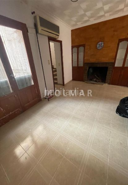 Foto 44307aee-fe9b-4bd6-827a-a8a41c9fcda3. Casa amb xemeneia a Bolbaite