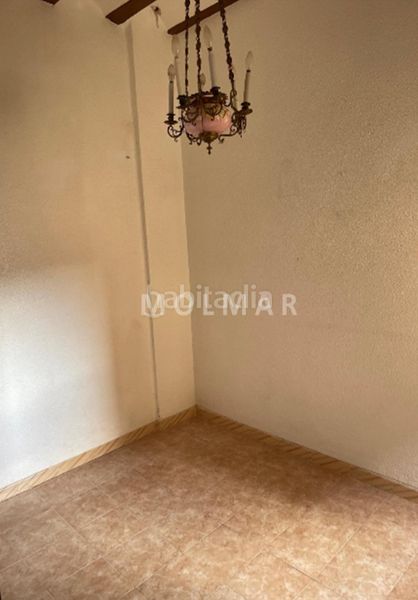 Foto b846ae93-064f-4066-b6fa-7fefddb7cb2c. Casa amb xemeneia a Bolbaite