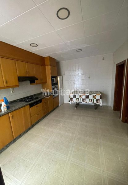 Foto d4436337-205d-4334-a274-767e4f7d41b2. Casa amb xemeneia a Bolbaite