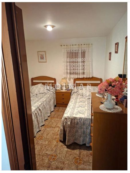 Foto 54421f76-8b05-491e-9f64-2b24bc290581. Casa amb xemeneia a Higueras