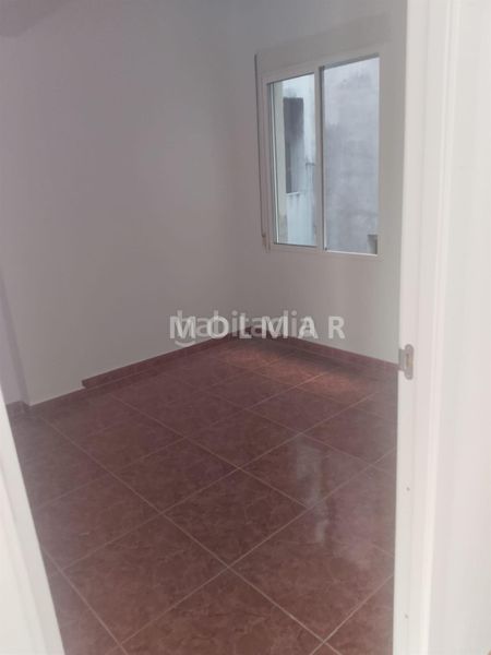 Foto 4476b553-78e4-4f33-8e97-55b18f3e818a. Pis a Canals