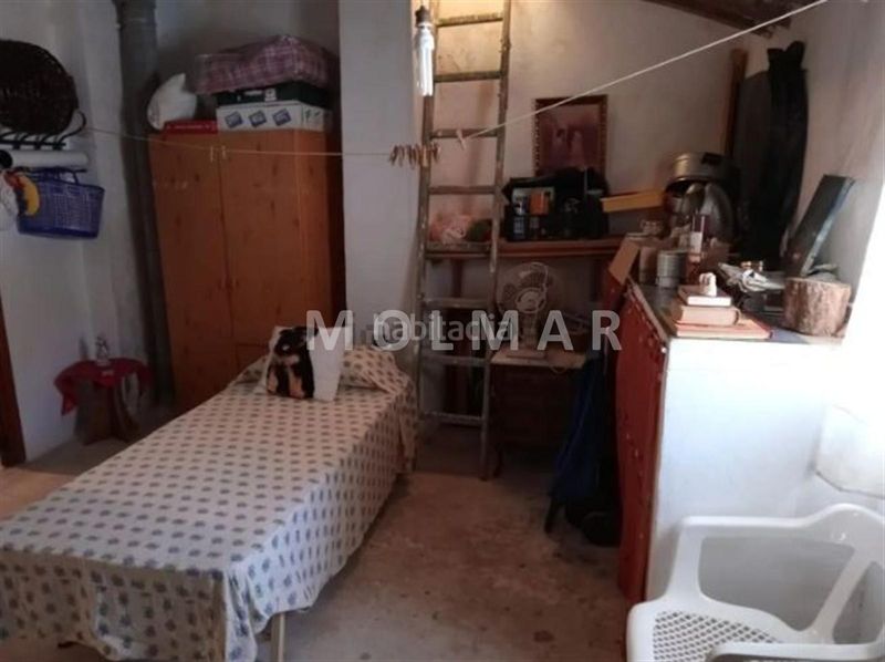 Foto 549c1e4d-2bb2-42df-9d0f-557107b876ed. Casa a Dos Aguas