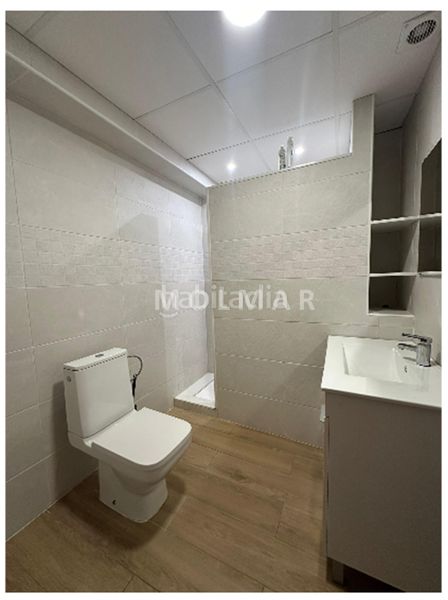 Foto 9d51acac-4bc3-4518-8ceb-d4d4d186fa11. Pis a Antiga Moreira Sagunt