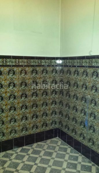 Foto f066a69c-4b52-4fc6-991a-78a857205898. Casa a Requena