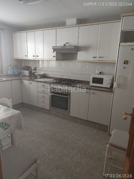 Foto ca1ff577-f97b-4356-87e1-c1edab53c106. Casa amb aparcament a Centro Chiva