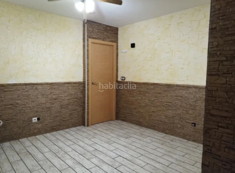 Foto 9b053ab4-a1e0-4da8-a6be-f5621ebbfedc. Pis a Centro Elda