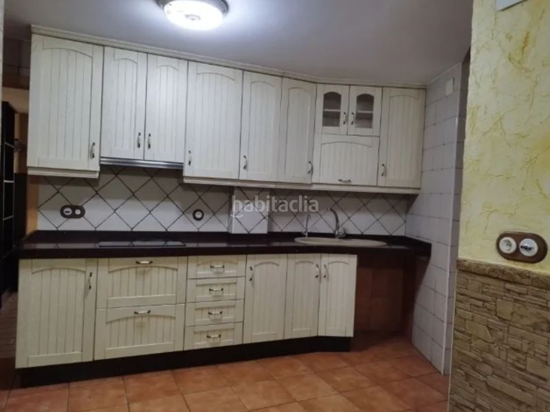 Foto 756a884b-2b4a-4528-9dba-6f4df913e7b3. Piso en Centro Elda