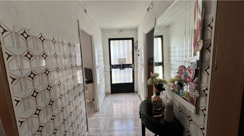 Foto baec5c38-90f8-45ed-bf35-c8a1396b74f7. Casa amb xemeneia a Las Fuentes-Los Cipreses Aspe