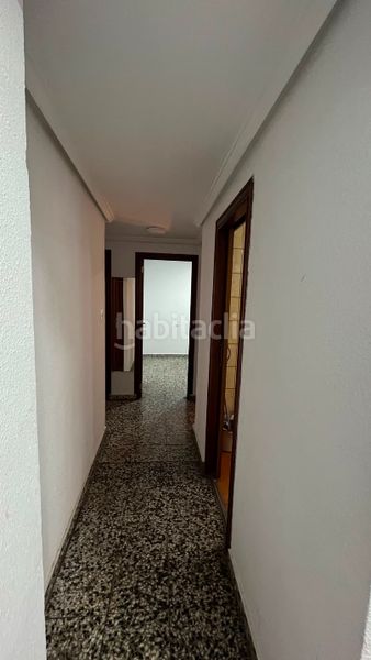 Foto ba901f11-e7af-476d-96db-2bbb827b305f. Pis a Canals