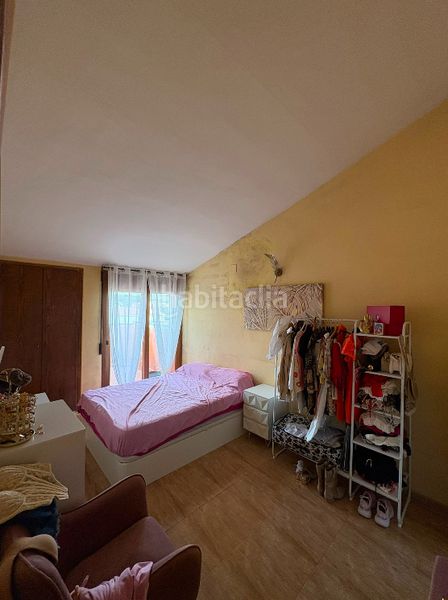 Foto f297f68c-cf03-46b6-b9d7-cc90a1110f4f. Àtic amb aparcament a Benassal
