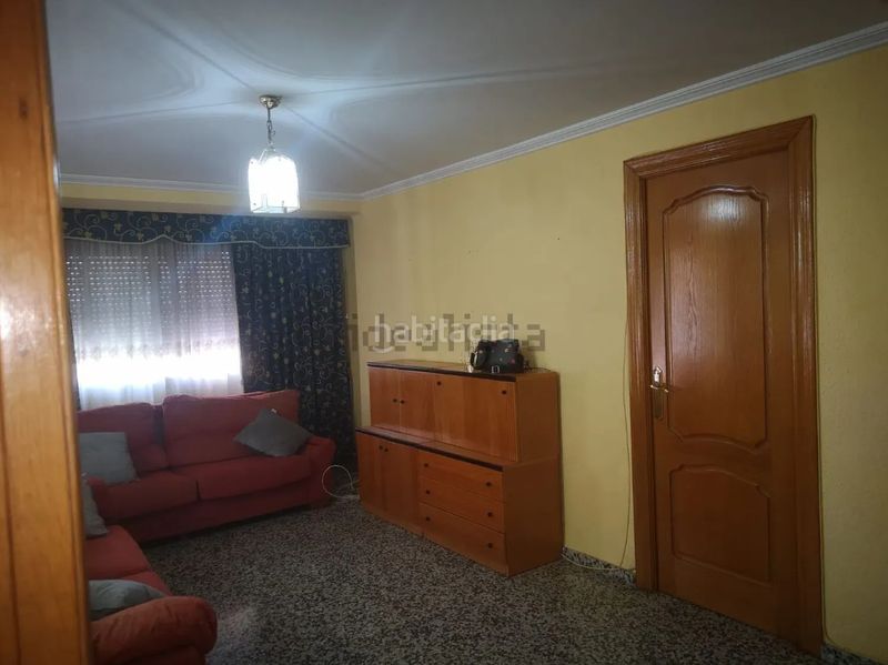 Foto eac1fdef-4f85-410f-9ec5-336775e3cf06. Piso en Cheste