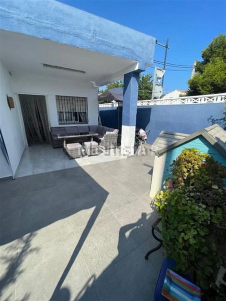 Foto c4797127-5b23-4450-bcc4-0d2f23621eea. Casa amb piscina a Playa-Ben Afeli Almazora / Almassora