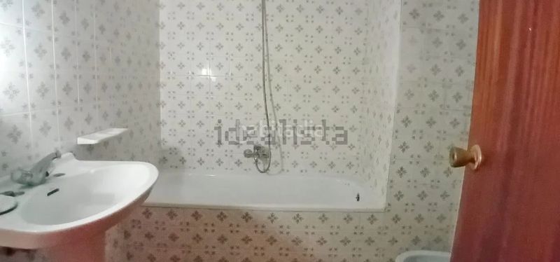 Foto a2cece0b-49e7-4fce-bb96-62b3df2d2ecf. Pis a Simat de la Valldigna