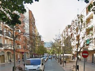 Flat in Canals