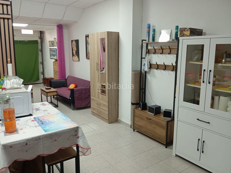 Foto 4bdb653e-2be0-4f31-8ace-dded69311463. Pis a Centro Burriana