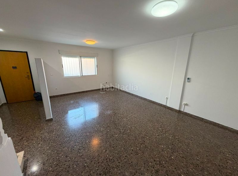 Foto faa08c6f-048b-41c8-98f3-eba45ba5de7e. Casa amb aparcament a Carlet