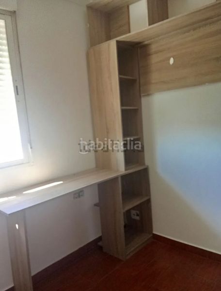 Foto 970e86b8-f4b2-4774-ac6b-7599e05b9c03. Pis a Pobla Llarga (la)