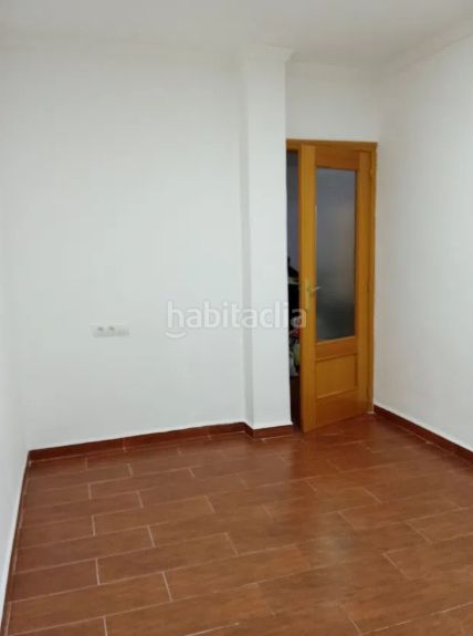 Foto b054f407-9a46-48ca-933a-18de41de60d0. Pis a Pobla Llarga (la)