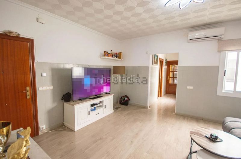 Foto d0bbad94-10a1-442a-a9ee-8df85958313a. Casa en San Crispín-Huerta Nueva-Estación Elda