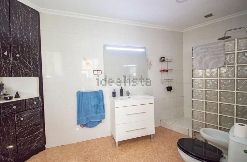 Foto ee2e0e01-e8f9-4ca3-9a06-6e21c9997452. Casa en San Crispín-Huerta Nueva-Estación Elda