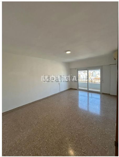 Foto 7e4f5cb2-8564-4bad-9d7b-b1b13d9f90ea. Pis a Nules