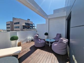 Location Loft  Calle alfahuir. Precioso ático, con una magnífica terraza, amueblado, piscina, p