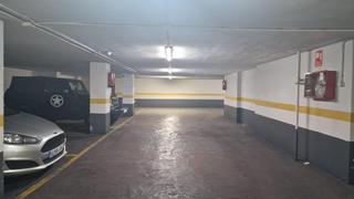 Rent Car parking in Sant Francesc. Plaza de garaje en el centro de valencia