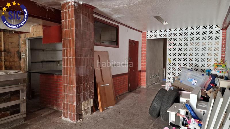 Foto 43eaeec0-7993-4653-8cb8-dee03f172b4a. Local comercial a Natzaret Valencia