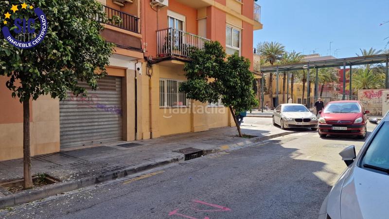 Foto 64fad45d-0152-4ec8-8a38-b7eb2353efa7. Local comercial a Natzaret Valencia