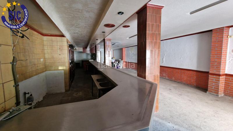 Foto 7a59787d-66a3-43ed-af50-c18d3a833215. Local comercial a Natzaret Valencia