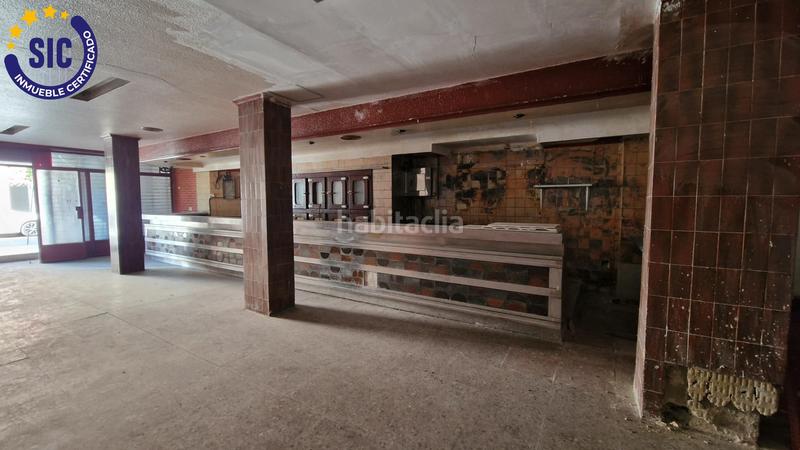 Foto df8d50f3-6d59-4366-8436-8e6c846d5fb1. Local comercial a Natzaret Valencia
