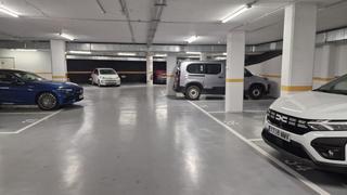 Aparcament cotxe a El Pla del Remei. Magnífica plaza de garaje en el centro de valencia