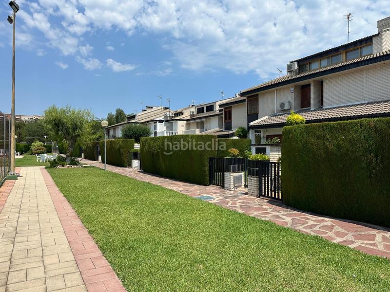 Foto 5ec8e5b3-f753-4773-b09f-c397e43924f8. Lloguer casa adossada amb aparcament piscina a Canet d´en Berenguer