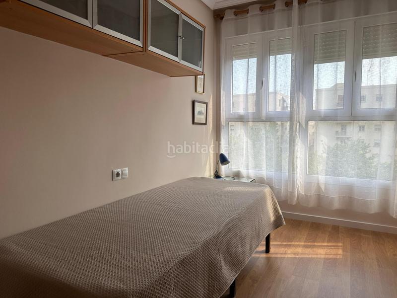 Foto 35a5eee1-0e8e-443d-9c23-28b717590fd3. Alquiler piso tu hogar ideal en malvarrosa 3 hab., parking y vistas al parque en Valencia